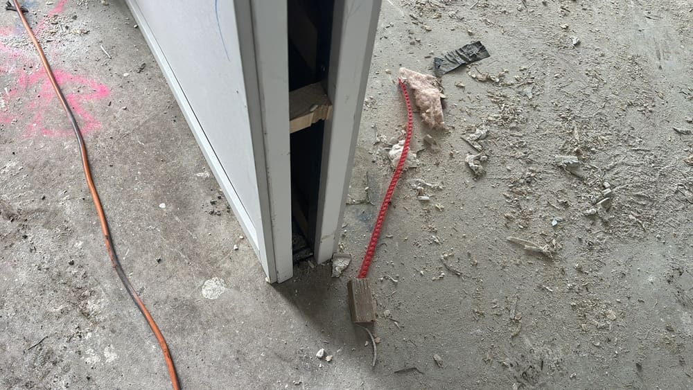 Cavity sliding door rail guide needed, recorded during a PCI inspection in Beveridge